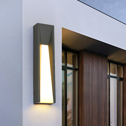 GeoBeam Outdoor Waterproof Wall Light